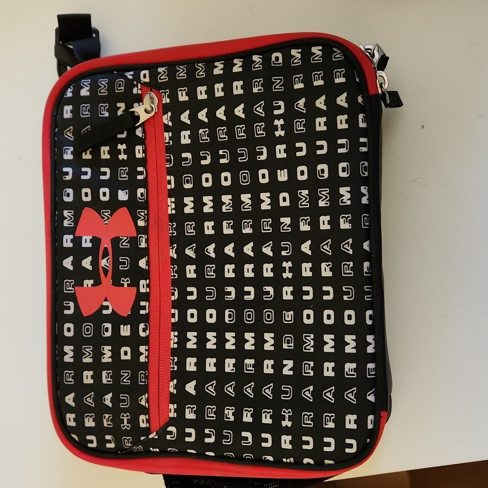 NWOT Under Armour Thermos Lunchbox